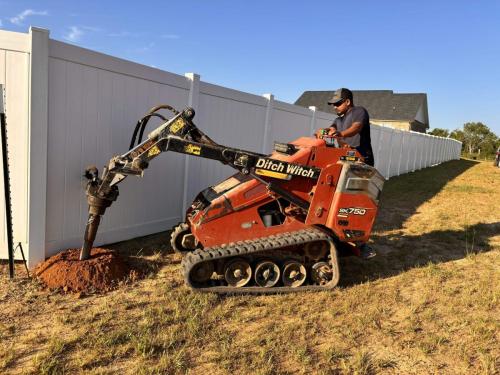 Vinyl fence installation in Cowpens, SC.